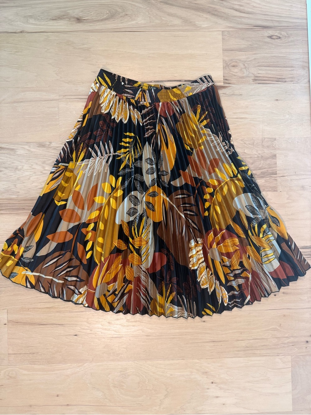 IMAN Global Chic Pleated Floral Midi Skirt in Mustard & Black